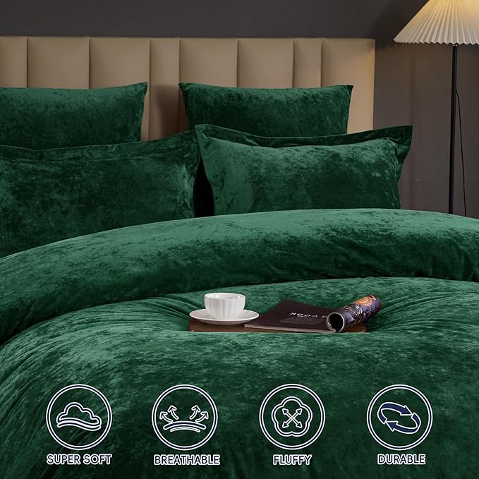 PHF Crushed Velvet Comforter Set King Size, 5-Piece Luxury Winter Bedding Sets with 2 Euro Shams, Heavyweight Warm Fluffy Velvet Bed Spread, Glam Home Decor, Emerald Green