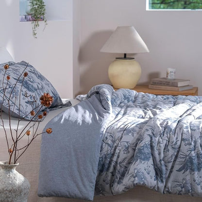 Cotton Comforter Queen Size Set – Light Grey Blue Botanical Floral Bedding, Soft & Breathable, All-Season Down-Alternative Fill, Includes 1 Comforter & 2 Pillow Shams