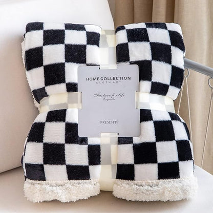 LOMAO Sherpa Throw Blanket Fleece Blanket with Checkered Pattern Soft Thick Blanket for Couch, Bed, Sofa Luxurious Warm and Cozy for All Seasons (Black, 51"x63")