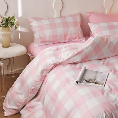 Wake In Cloud - Gingham Comforter Set, Plaid Buffalo Check Checkered Cottagecore Cute Geometric, Soft Lightweight Bedding, 3 Pieces, Pink, Queen Size