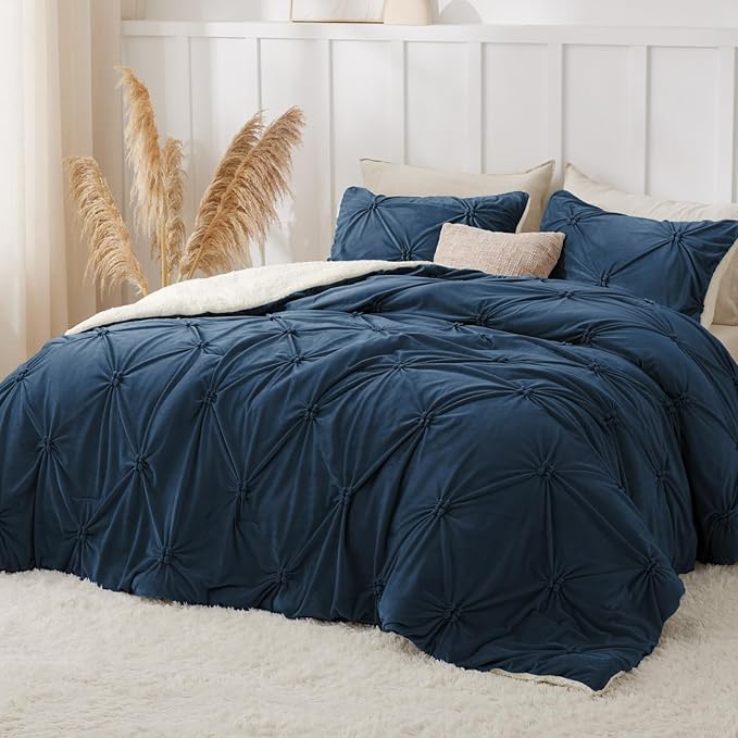 BEDELITE Pintuck Fluffy Twin Comforter Set - Super Soft Sherpa Navy Comforter for Twin Size Bed, Luxury Warm Bedding Set for Winter, Fuzzy Bed Set 2 Piece (1 Comforter, 1 Pillowcase)