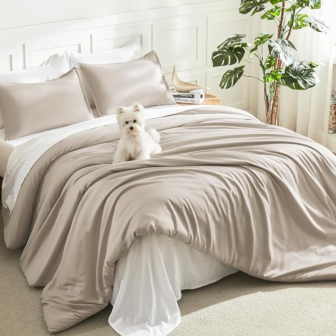Litanika Oatmeal Comforter Queen Size, 3 Pieces Lightweight Solid Bedding Comforter Set, All Season Fluffy Bed Set (90x90In Comforter & 2 Pillowcases)