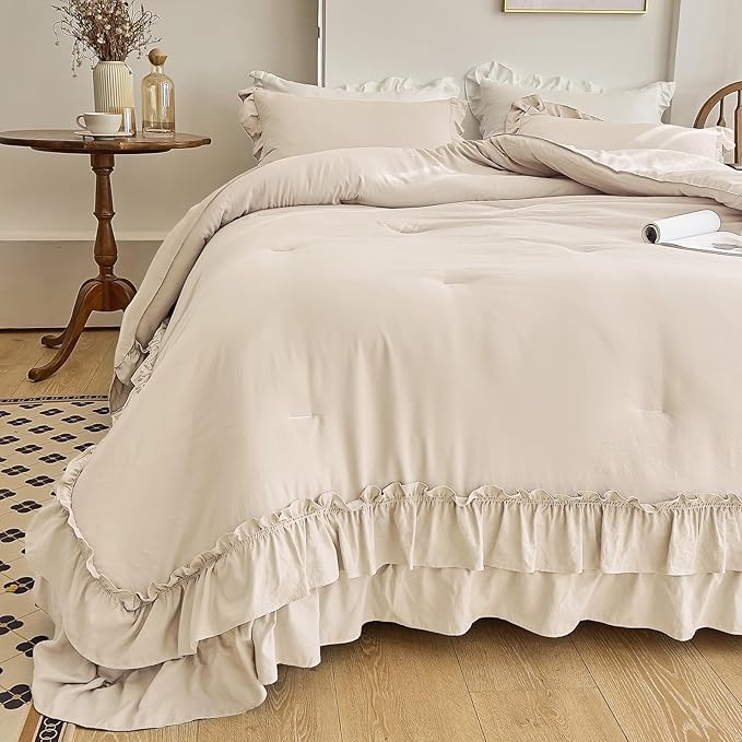 AIKASY Camel Ruffle Comforter Set Queen, 3 Pieces Vintage Ruffle Fringe Comforter, Farmhouse Rustic Microfiber Down Alternative Bedding (1 Comforter + 2 Pillow Shams)