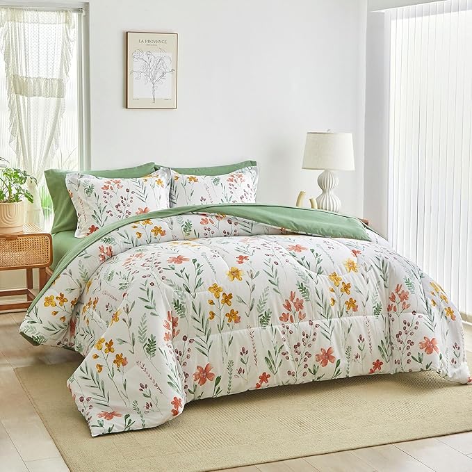 AIKASY Bed in a Bag 7 Pieces Queen Size - Floral Print - Soft Microfiber, Reversible Bed Comforter Set (1 Comforter, 2 Pillow Shams, 1 Flat Sheet, 1 Fitted Sheet, 2 Pillowcases)（White,Queen）