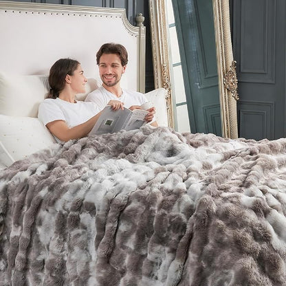 Cozy Bliss Faux Fur Throw Blanket for Bed King Size, Fuzzy Soft Plush Thick Bubble Blanket for Sofa Bedroom Living Room, 108 * 90 Inches Tie Dye Taupe