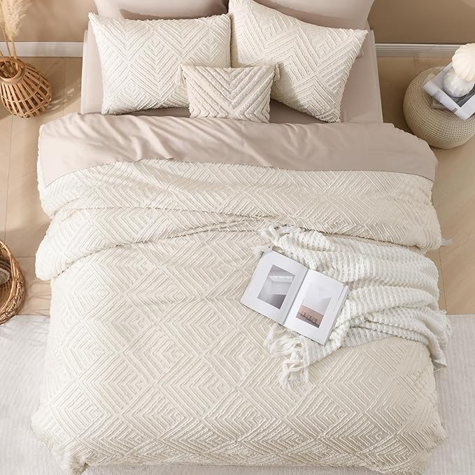 Andency Beige Boho Full Size Comforter Set, 3 Pieces Chevron Tufted Farmhouse Lightweight and Fluffy Bedding Set, All Season Bed Set (79x90In Comforter and 2 Pillow Shams)