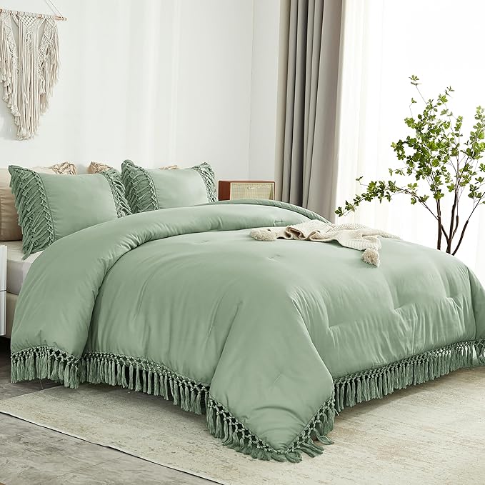 Andency Sage Green Comforter Set California King, 3 Pieces Boho Tassel Lightweight Soft Bedding Comforter Sets for King Bed, All Season Fluffy Fringe Bed Set (104x96In Comforter & 2 Pillowcases)