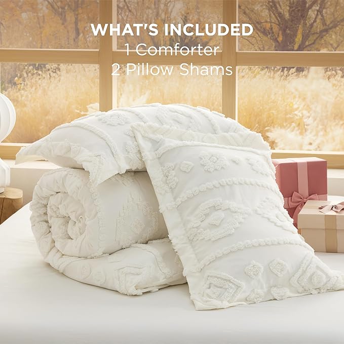 Bedsure Boho Tufted White Comforter King Size, GentleSoft™ 3 Pieces Boho Farmhouse Decor Bedding, Exquisite Shabby Chic Bedding for All Seasons, 1 Bed Comforter, 2 Pillow Shams, 104x90 Inches