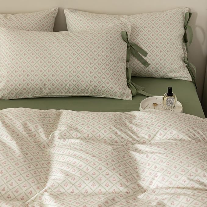HighBuy Vintage Comforter Set Queen Size with Pink Flowers Plaid Print Girl Luxury Coquette Bedding Comforter with 2 Bowknot Bow Tie Pillowcases Comfy Fluffy Comforters Boho Bedding Set