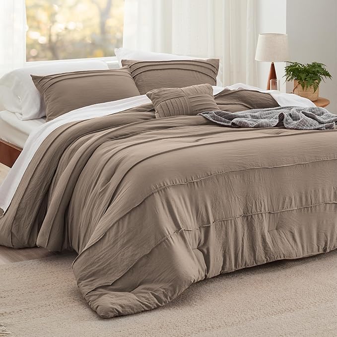 Bedsure Twin Comforter Set - 3 Pieces Pinch Pleat Bed Set, Brown Boho Bedding for All Season, 1 Soft Comforter, 1 Pillowcase, 1 Decorative Pillow