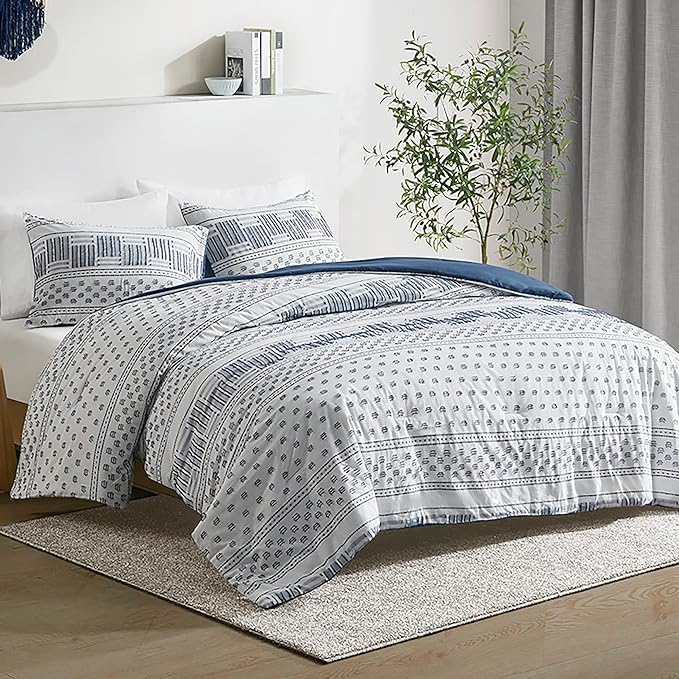Hyde Lane Modern Navy Bedding, Blue Full/Queen Farmhouse Comforter Set, Cotton Top with Boho Style Clipped Jacquard Stripes, 3-Pieces Including Matching Pillow Shams (90 x 90 Inches)