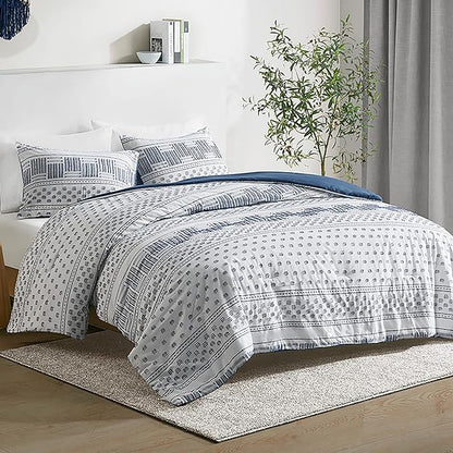 Hyde Lane Modern Navy Bedding, Blue Full/Queen Farmhouse Comforter Set, Cotton Top with Boho Style Clipped Jacquard Stripes, 3-Pieces Including Matching Pillow Shams (90 x 90 Inches)