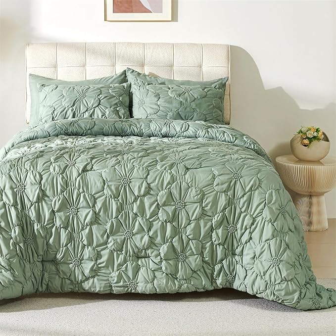 Cmfshape Green Pinch Pleat Comforter Set Queen Size-7 Pieces Bedding Comforter Bed in A Bag-Lightweight Microfiber Bedding Set with Comforter,Fitted Sheet,Flat Sheet and Pillow Shams-90 x90