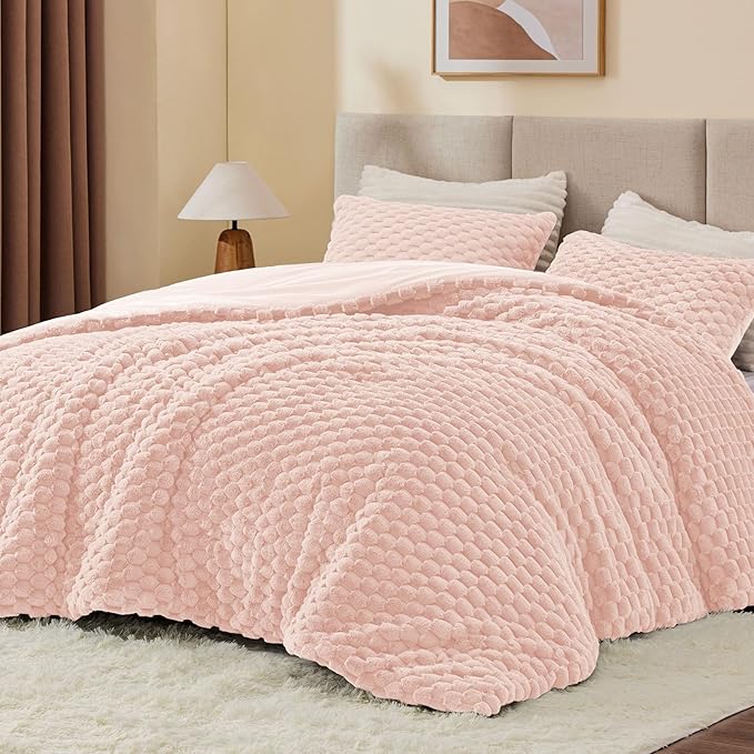 BEDELITE Fluffy Twin Comforter Set - Pink Fleece Soft Comforter for Twin Size Bed, Luxury Warm Bedding Set for Winter, Fuzzy Bed Set 2 Pieces (1 Comforter, 1 Pillowcase)