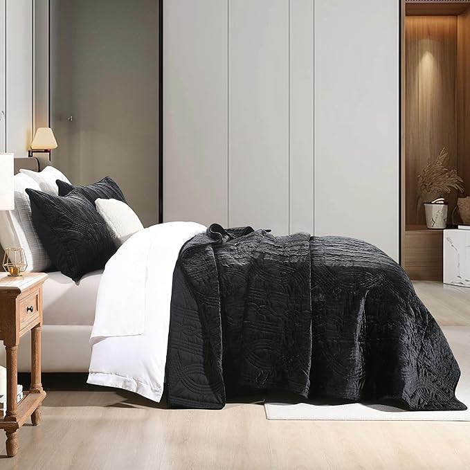 Homzard Velvet Quilt Set King Size, Black Velvet Comforter Set, Bedspread Coverlet Quilted Bedding Set, for All Season