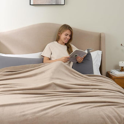 Hansleep Fleece Light Camel Throw Blanket, Super Soft Flannel Fuzzy Plush Cozy Blanket for All Seasons, Light Camel, Throw 50x60 Inches