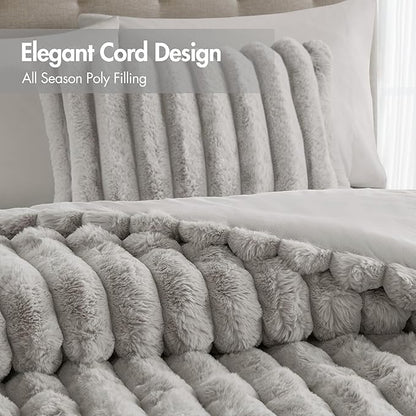 Madison Park Jasmine Queen Comforter Set, Luxurious Reversible Faux Fur Plush Ribbed Velvet Bedding, Fuzzy Thick Warm Winter Comforter, Super Soft Fluffy 3-Piece Set Light Grey