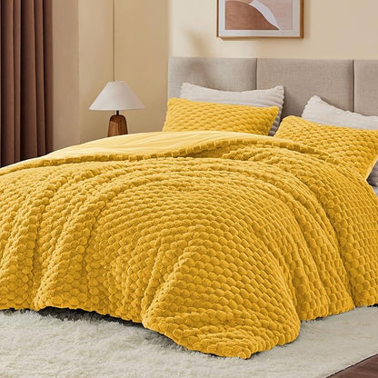 BEDELITE Fluffy Twin Comforter Set - Yellow Fleece Soft Comforter for Twin Size Bed, Luxury Warm Bedding Set for Winter, Fuzzy Bed Set 2 Pieces (1 Comforter, 1 Pillowcase)