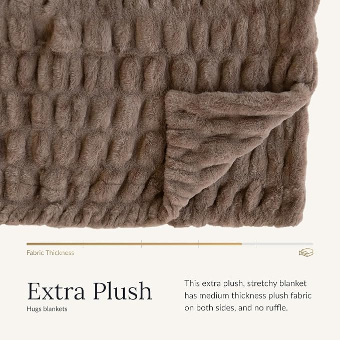 Minky Couture Hugs Blanket - Extra Plush Blanket for Premium Gifting - Stretchy Bubbled Cozy Throw - Silky Smooth - Durable & Machine-Washable - Travel-Friendly - Grande, Milk Chocolate