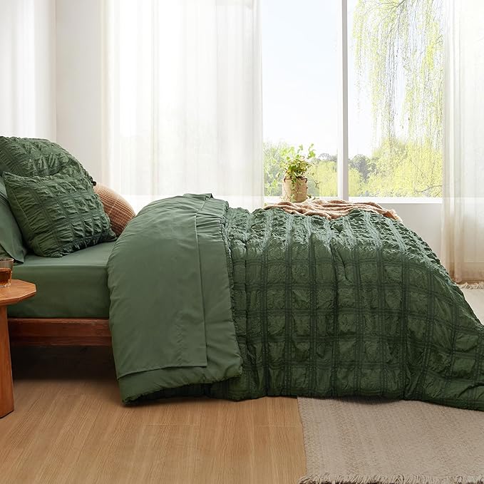 Bedsure Bed in a Bag King - 7 Pieces Plaid Seersucker Bedding Comforter Sets, Soft Lightweight Olive Green Boho Bed Set with Comforters King Size, Sheets, Pillowcases & Shams