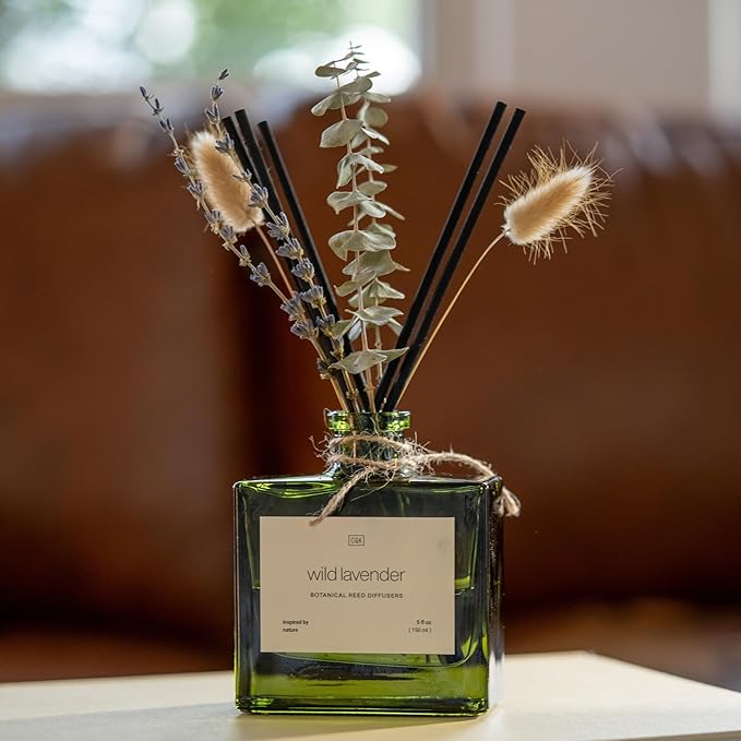 Craft & Kin Reed Diffuser with Dried Flowers | 5 oz White Lavender Scented Winter Reed Diffusers for Home, Bathroom | Scent Sticks | Elegant Fragrance Home Decor for Men & Women
