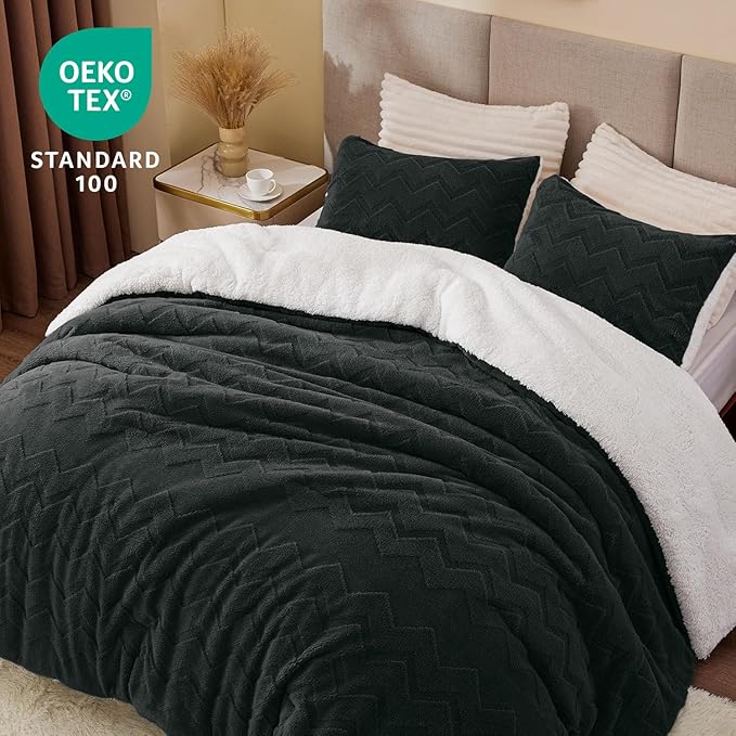 BEDELITE Fluffy Twin Comforter Set - Super Soft Sherpa Black Comforter for Twin Size Bed, Luxury Warm Bedding Set for Winter, Fuzzy Bed Set 2 Piece (1 Comforter, 1 Pillowcase)