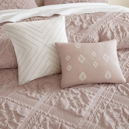 Madison Park Shabby Chic Comforter Set 5-Piece King Size, Puffy Seersucker Textured Grid Pattern Boho Bedding,Dusty Pink Plaid Comforter with 2 Shams & 2 Decorative Pillows