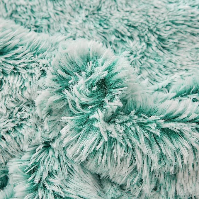 Flysheep Luxury Faux Fur Shaggy Fluffy Comforter Set Full/Queen Size Mixed Aqua and White Long Hair, 3 Pieces Plush Flannel Sherpa Backing Reversible Soft Microfiber Bedding Set Super Warm for Winter