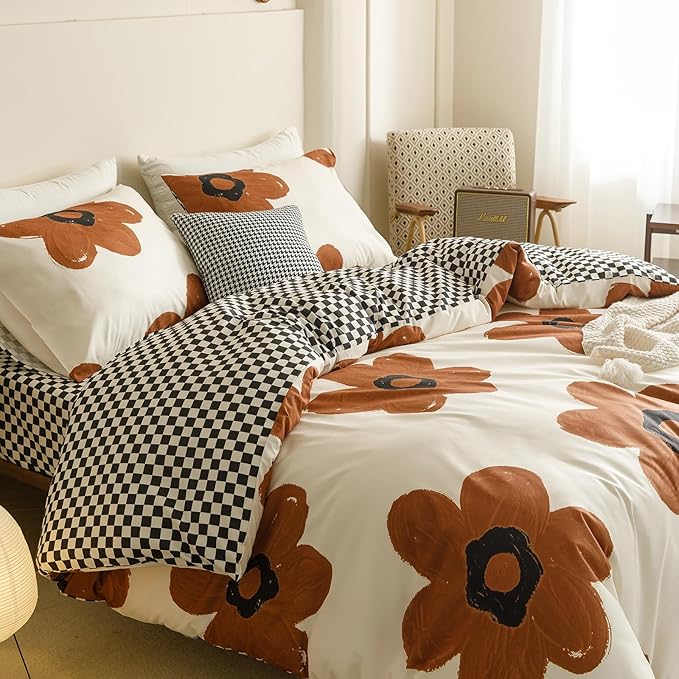 CLOTHKNOW Brown Sunflower King Size Comforter Set 3Pcs Floral Bedding Comforter Sets Soft Lightweight Black Plaid Comforter with 2 x Pillow Cases