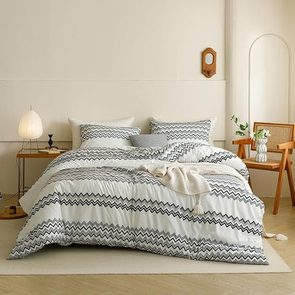 CLOTHKNOW Black and White Comforter Set California King Waves Striped Bedding Comforter Sets Black Grey White Comforter Sets Farmhouse Comforter Soft 3Pcs Black White Comforter Set Cal King