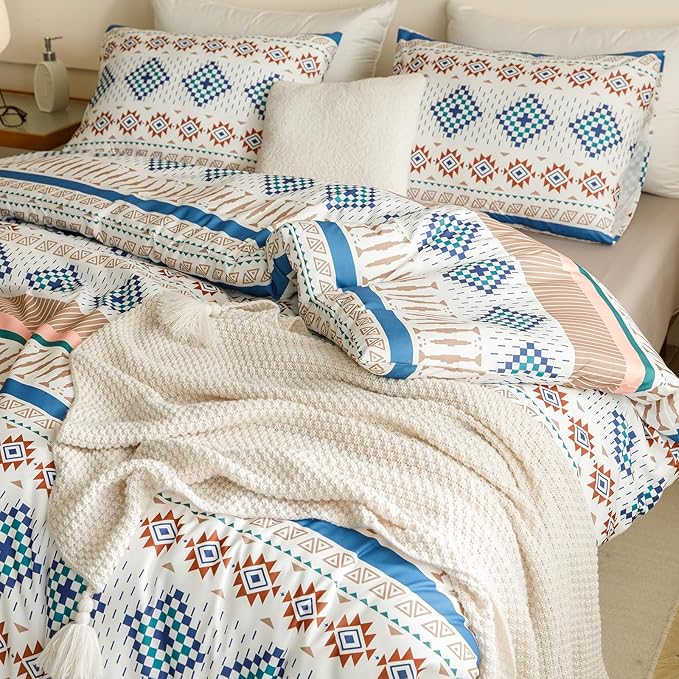 CLOTHKNOW Aztec Boho King Size Comforter Set Southwest Bedding Comforter Sets White Blue Comforter American Tribal Navajo Comforter with 2 x Pillowcases
