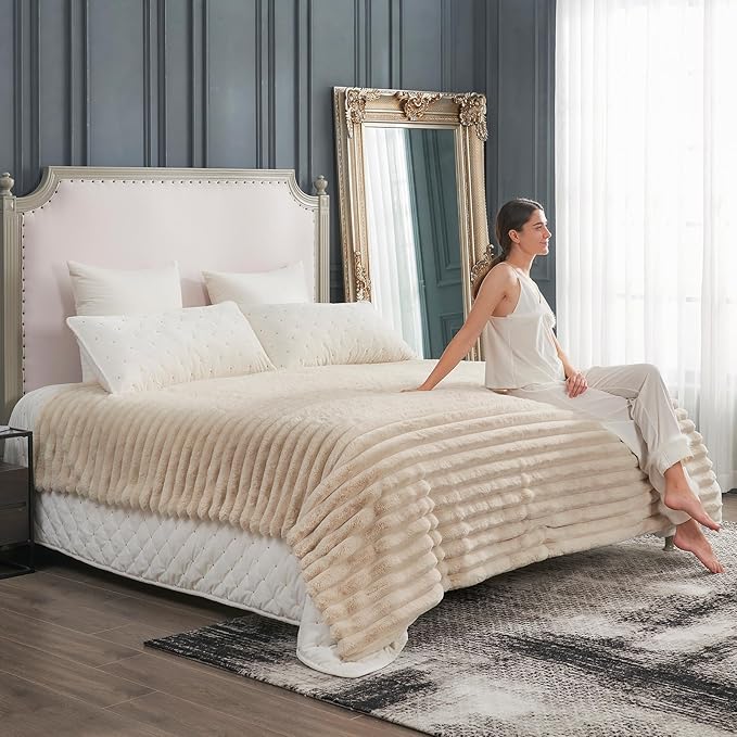 Cozy Bliss Faux Fur Throw Blanket for Couch, Cozy Warm Plush Striped Blanket for Sofa Bedroom Living Room, 108 * 90 Inches Beige