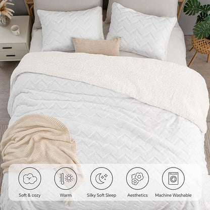 BEDELITE Fluffy Twin Comforter Set - Super Soft Sherpa White Comforter for Twin Size Bed, Luxury Warm Bedding Set for Winter, Fuzzy Bed Set 2 Piece (1 Comforter, 1 Pillowcase)