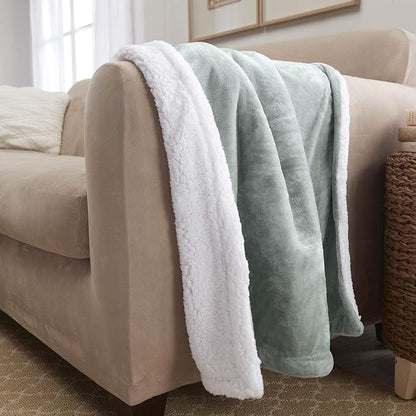 Genteele Sherpa Throw Blanket Super Soft Reversible Ultra Luxurious Plush Blanket, 40 x 50 inches, Sage/White