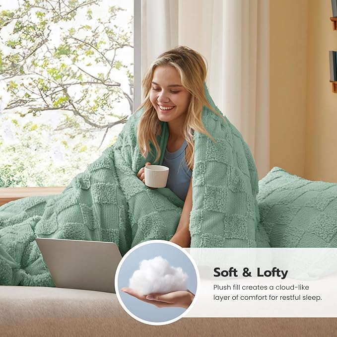 Joiedomi Tufted Twin Comforter Set, 2 Pieces Sage Green Boho Twin Bedding Set with 1 Plaid Geometric Comforter and 1 Pillow Sham, Checkered Bed in a Bag for All Seasons
