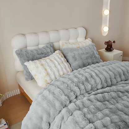 Simple&Opulence Fluffy Faux Fur Comforter Set, Plush Fuzzy Minky Bedding Set 3 Pieces Warm Soft Comforter Bedding Set for Winter - 1 Shaggy Comforter with 2 Pillow Shams (King, Light Grey)