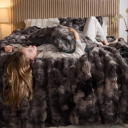 Lotus Karen Faux Fur Full Comforter Set – Tie-Dye Dark Gray Fluffy Comforter Full Size, Big Bubble Faux Rabbit Fur Bedding Comforter Sets, Cozy Fuzzy Bed Set 3 Pieces, 1 Comforter and 2 Pillowcases