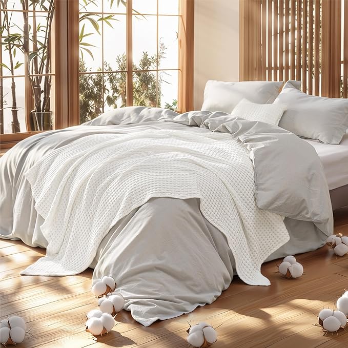 Bedsure 5 Pieces Cotton Comforter Set with Cotton Waffle Throw Blanket - Beige Comforter Full Size, Pillow Shams, White Cooling Blanket of Rayon Derived from Bamboo for Hot Sleepers, Throw Pillow