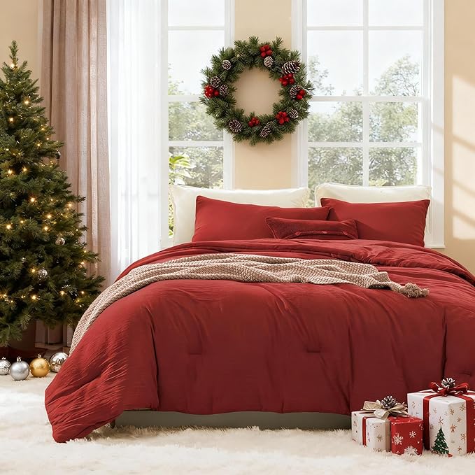 WRENSONGE Full Size Comforter Sets - 3 Pieces Bright Red Comforter Prewashed Soft Lightweight for All Seasons, Fluffy Down Alternative Comforter Full Size with 2 Pillow Shams