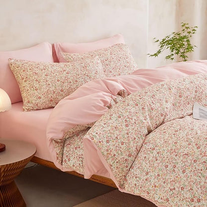 Wake In Cloud - Floral Comforter Set, Cute Vintage Flower Cottagecore Aesthetic for Women Teen Girls, Soft Lightweight Dorm Bedding, 3 Pieces, Cream Pink, Full Size