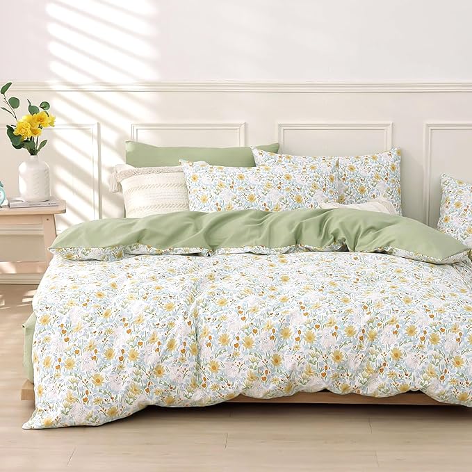Floral Cotton Comforter King Size 3Pcs - Yellow and Blue Tiny Flowers & Little Lambs on White, Sage Green Back, Reversible Lightweight Bedding Sets with Soft Fill(King, 104"×90")
