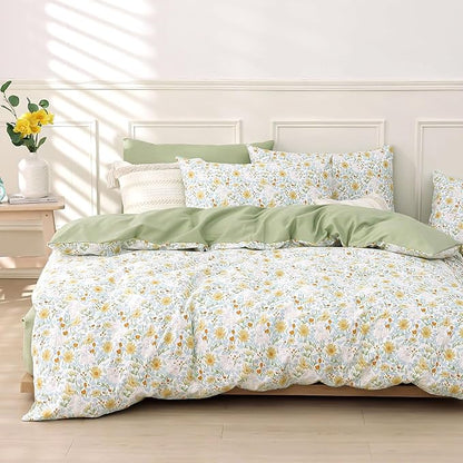 Floral Cotton Comforter King Size 3Pcs - Yellow and Blue Tiny Flowers & Little Lambs on White, Sage Green Back, Reversible Lightweight Bedding Sets with Soft Fill(King, 104"×90")