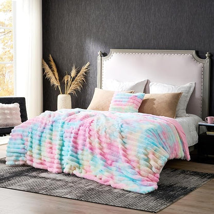 Cozy Bliss Faux Fur Throw Blanket for Couch, Cozy Warm Plush Striped Blanket for Sofa Bedroom Living Room, 90 * 90 InchesTie-dye Rainbow