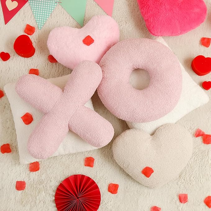 EastTree Heart Pillows, Off White Heart Shaped Pillows, Love Throw Pillows, Cute Sherpa Heart Decor, Small Fluffy Pillows, Women Girls Living Bedroom Home Decoration 10x13 Inch