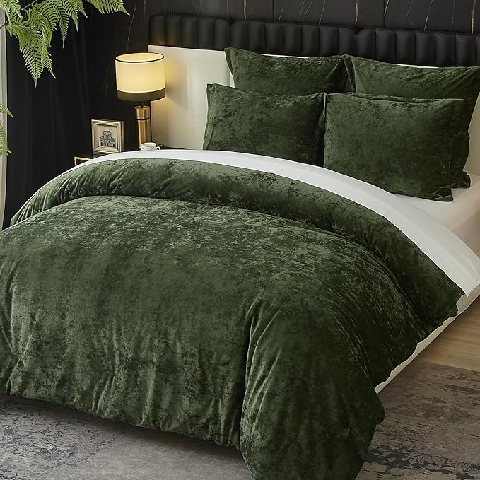 Ivellow Crushed Velvet Comforter Set King Green Comforter Set 5pcs Ultra Soft Lightweight Breathable Bedding Set Luxury Cozy Flannel Comforter King Size (1 Comforter,2 Pillow Shams, 2 Euro Shams