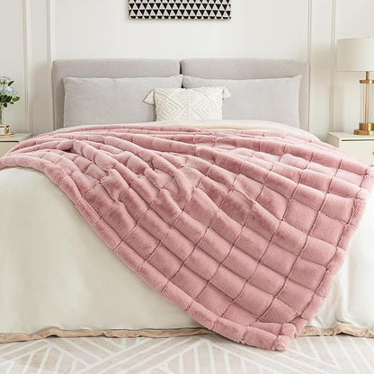 Touchat Faux Fur Throw Blanket, Luxury 1000GSM Ultra Thick Warm Rabbit Blanket for Couch Bed Sofa, 3D Checkered Pattern Soft Winter Heavy Minky Fluffy Blankets for Women Christmas Birthday Gift, Pink