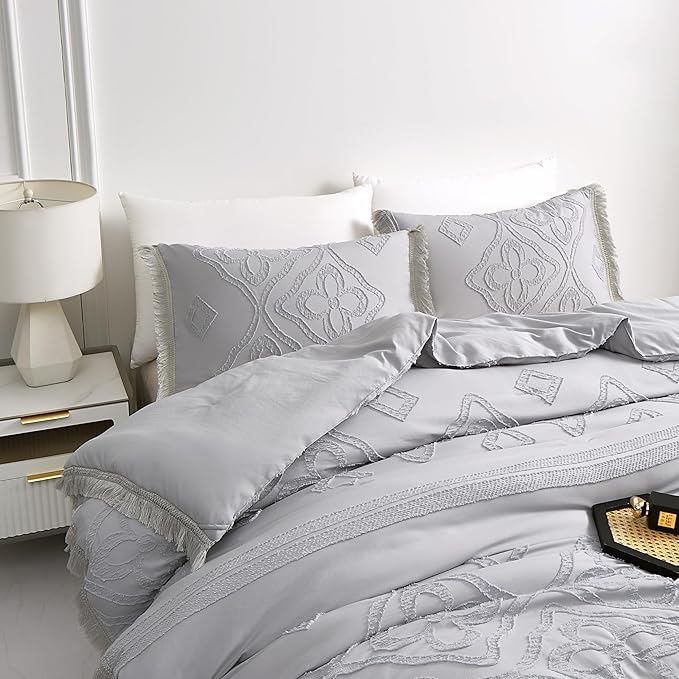 Boho Queen Comforter Set Grey 3 Pieces Tufted Tassel Comforter Set Queen Size Lightweight Queen Size Comforter Sets Farmhouse Shabby Chic Fluffy Gray Comforter Queen Bed Set Gift Choice