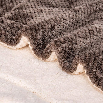 DW-Eagle Grey Plush Fleece Receiving Blanket for Dog, Cat, Couch, Travel - Warm, Soft, 32" x 40"