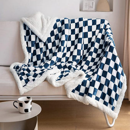 LOMAO Sherpa Throw Blanket Fleece Blanket with Checkered Pattern Soft Thick Blanket for Couch, Bed, Sofa Luxurious Warm and Cozy for All Seasons (Navy, 51"x63")