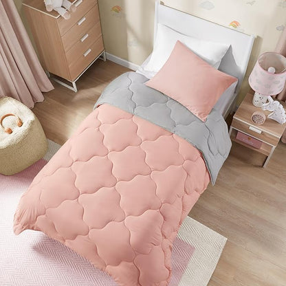 Comfort Spaces Vixie Reversible Comforter Set - Trendy Casual Geometric Quilted Cover, All Season Down Alternative Cozy Bedding, Matching Sham, Coral/Gray, Twin/Twin XL 2 piece